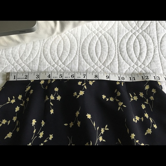 CASUAL CORNER Top and maxi skirt set. - Picture 4 of 4